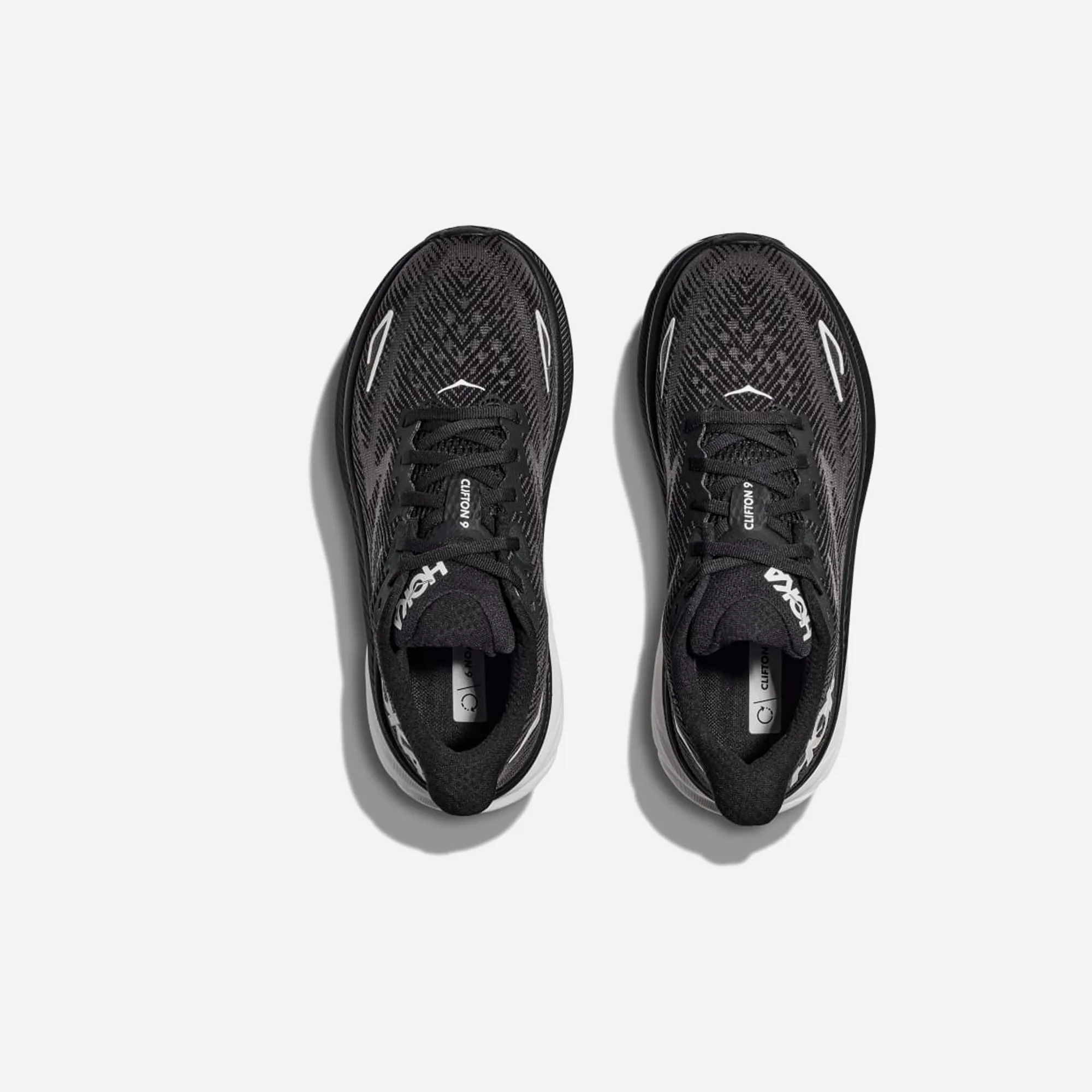 Hoka Clifton 9 black white WMNS