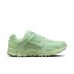 MENS NIKE ZOOM VOMERO 5 VAPOR GREEN