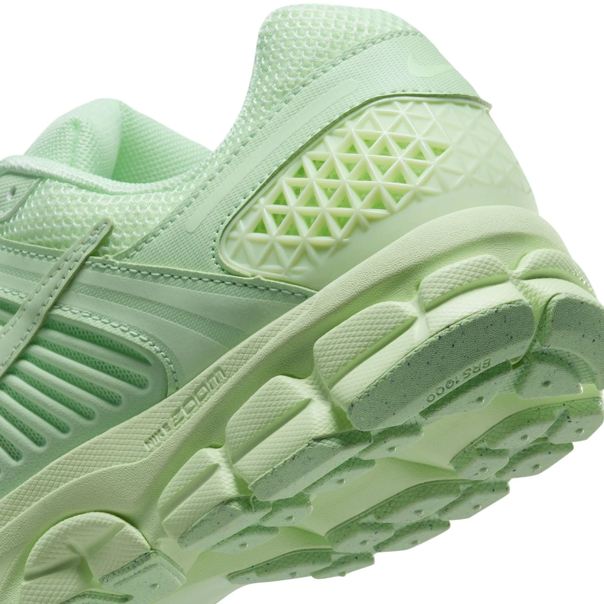 Nike - Zoom Vomero 5 ~ Vapor Green