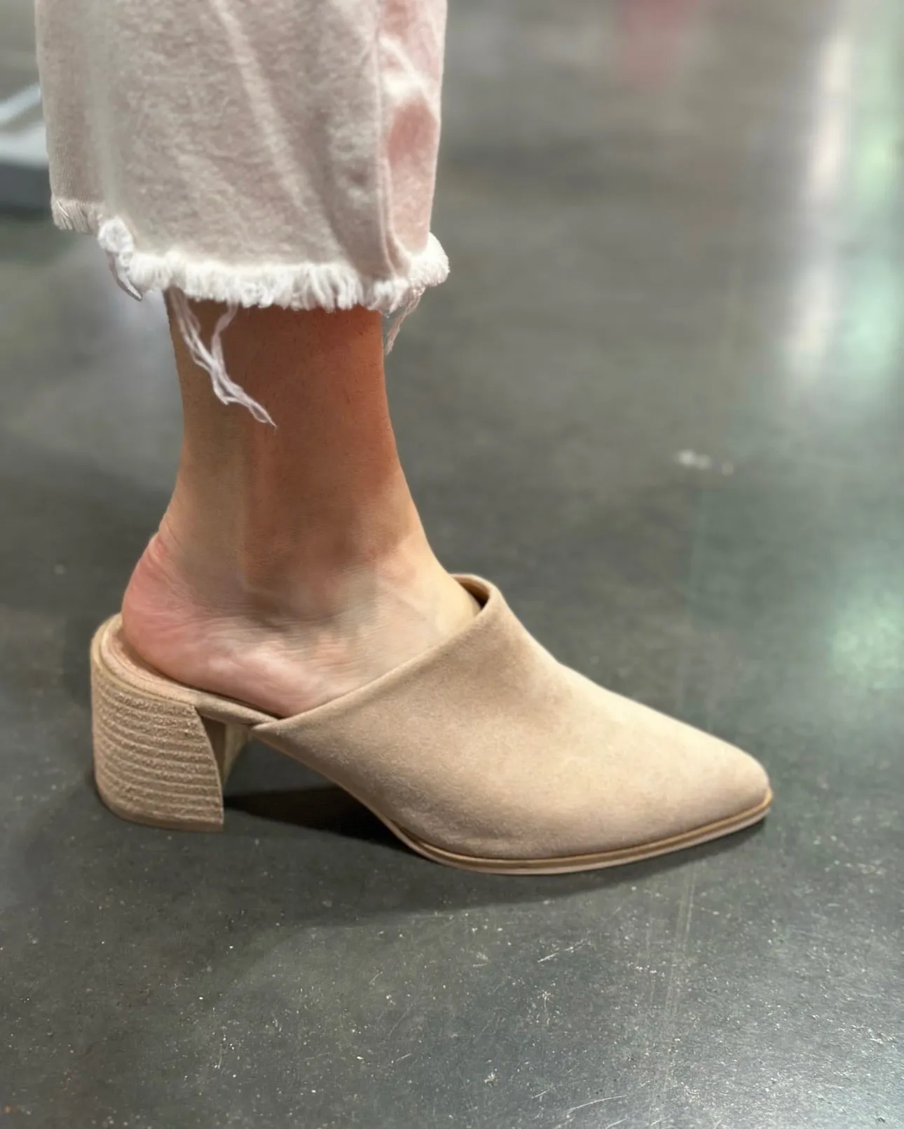Stephanie Mules- Taupe